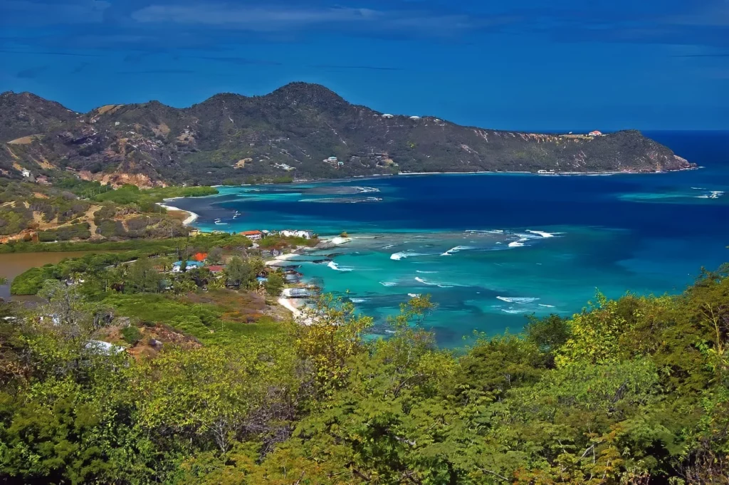 A view of Charlestown Bay, one of the featured destinations in this St. Vincent and the Grenadines travel guide.