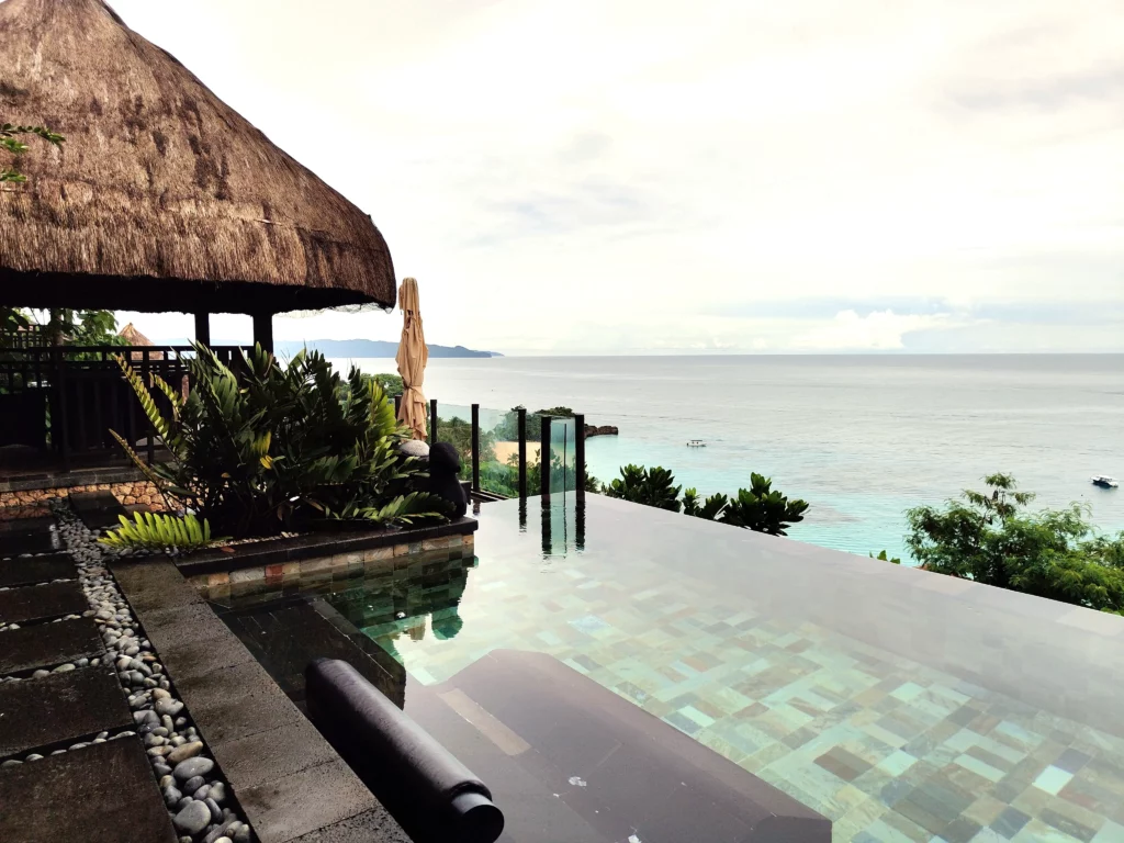 Shangri-La Boracay | Loft Villa with Infinity Pool.